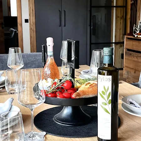 Boutique Kaiserlodge Mit Privater Sauna & Whirlpool By Belle Κίτσμπουελ